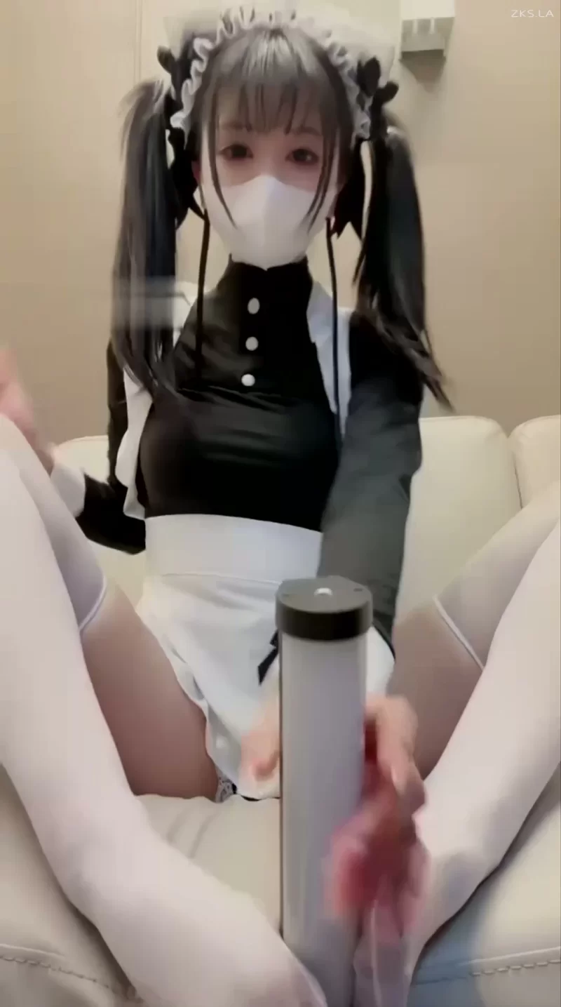 美腿/足控 维妮 - 白丝女仆装扮红绿灯 寸止 香水榨汁3次【1V+2.05GB】