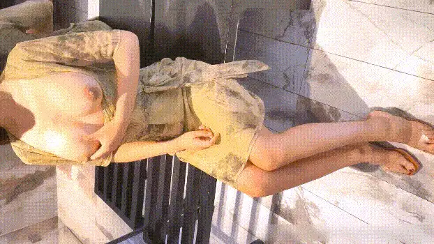 高颜值 优雅气质尤物御姐女神 美乳翘臀半脱连衣裙，镜子前翘起【2+1554MB】