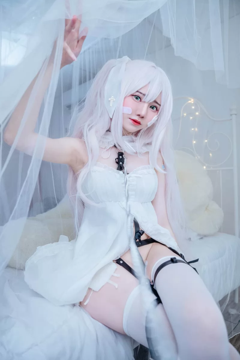 福利姬 Sally Dorasnow NO.103 Hatsune【43P+377.8M】