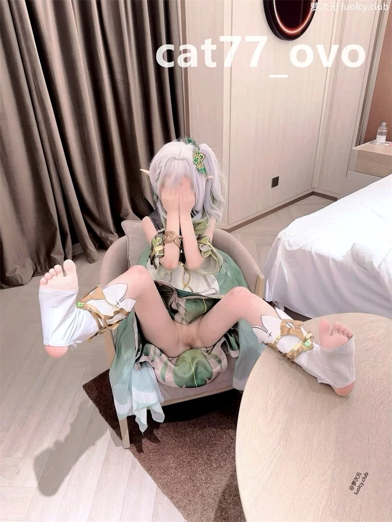 福利姬 猫七七 – 白虎萝莉一线天福利姬私拍福利【22P27V+238MB】