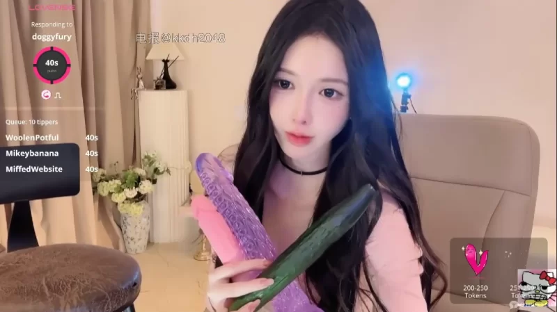 自拍 逆天颜值女神 [Hahaha_ha2] 挑战超巨大肉棒【2V+1.1G】