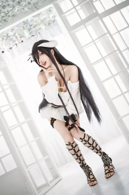 国产coser 切切celia - 雅儿贝德  39P-199M【39P+199M】