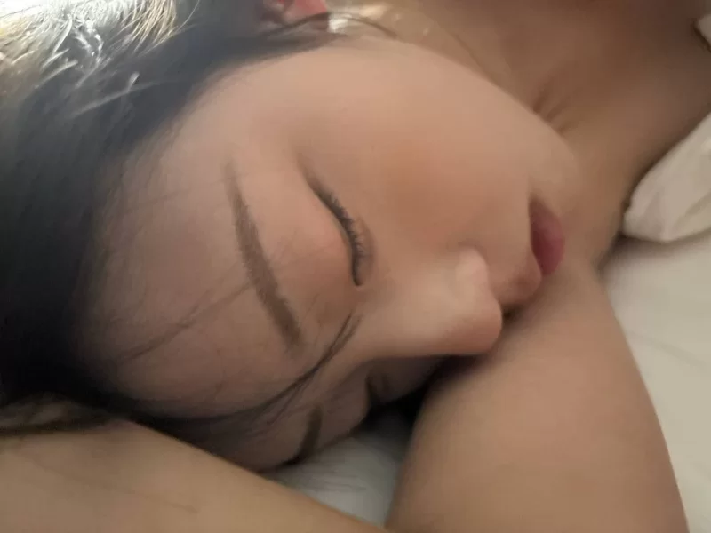 自拍 富二代约炮[fKabuto]19岁绝美清纯学生妹,被大神剃成了白虎.【1v+772M】