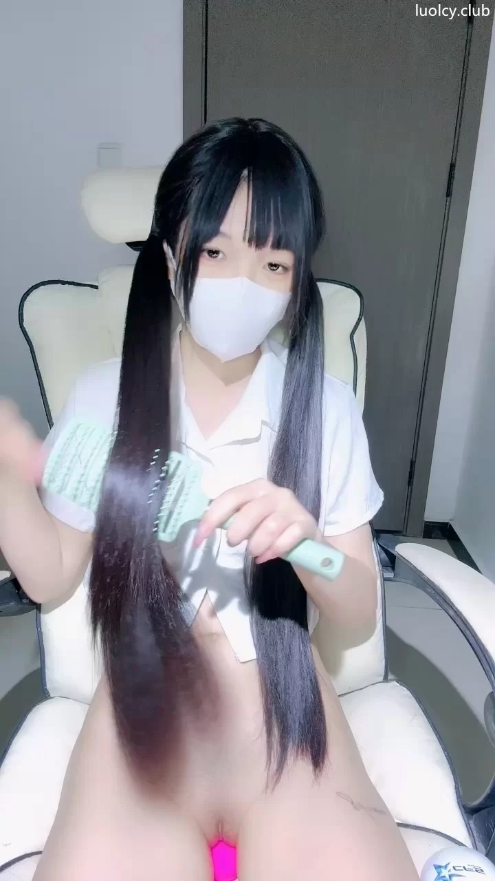 福利姬 宝宝06[月喵酱] – 录播11小时 双马尾白虎萝莉 录播合集【9V+6.75G】