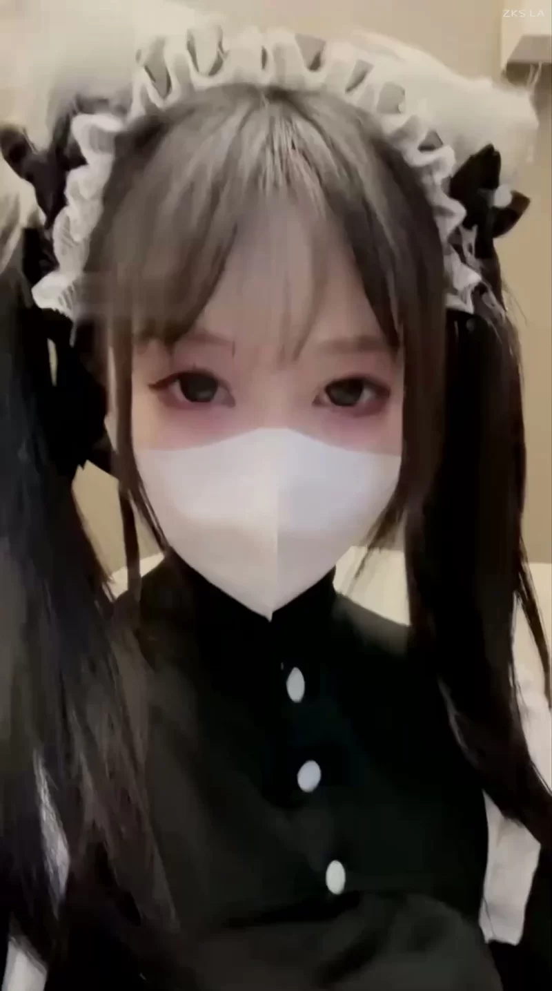 美腿/足控 维妮 - 白丝女仆装扮红绿灯 寸止 香水榨汁3次【1V+2.05GB】
