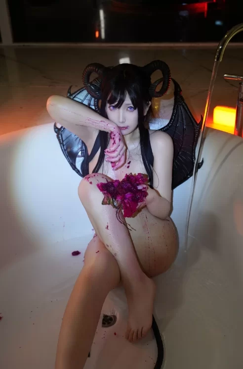 国产coser 小和甜酒 - 浴缸 80P-916M【80P+916M】