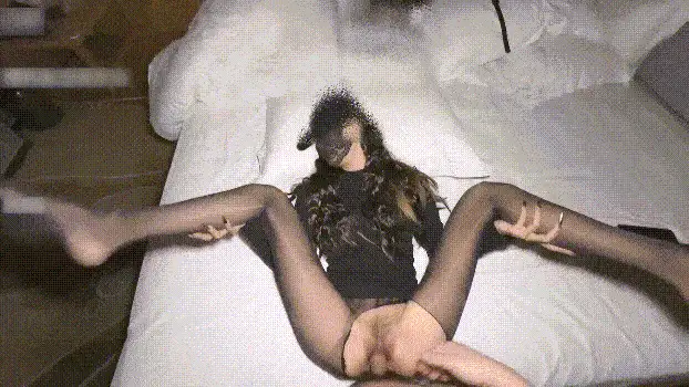 高颜值 看着都很让人心动得小姐姐 黑丝玉足美腿被大屌干屁眼 玩【2+1511MB】