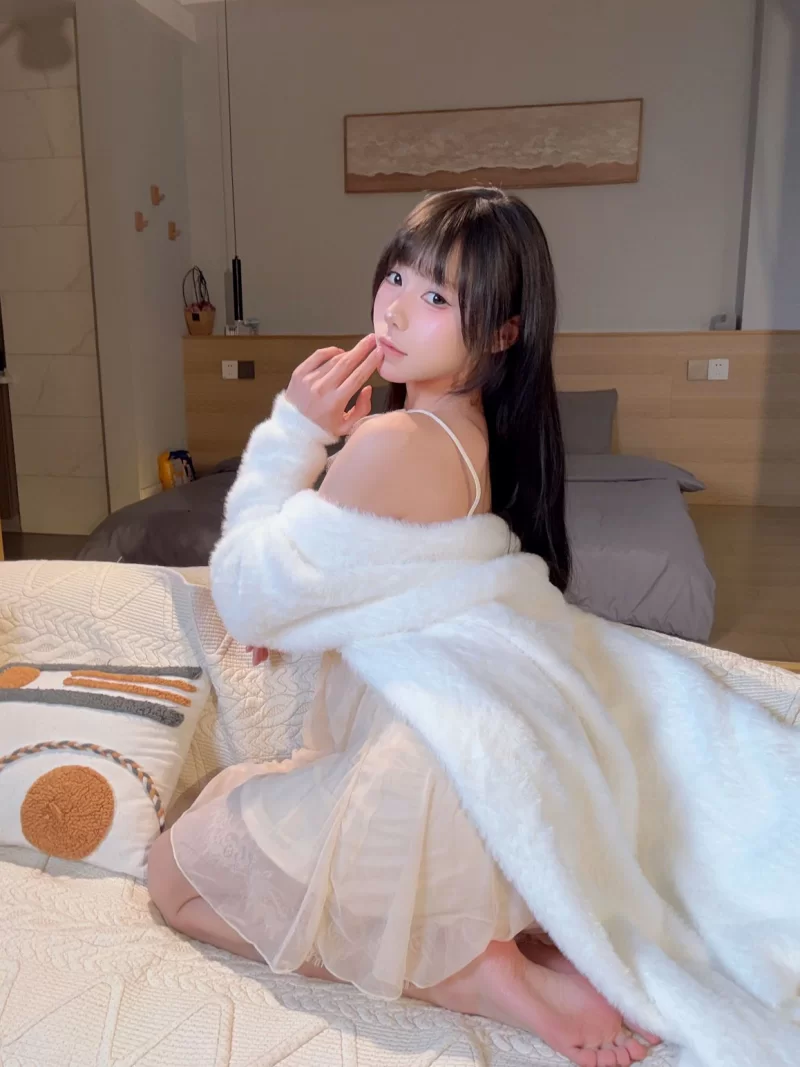 Cosplay 咬一口兔娘 Vol.043 泥醉姉[120P1V-1.60GB][百度网盘]【120P1V+1.60G】