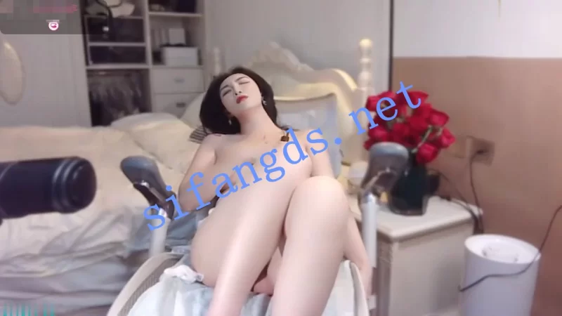 直播 StripChat超人气巨乳熟女御姐 Vyizh 极度罕见开票秀！5月最新【3v+600m】