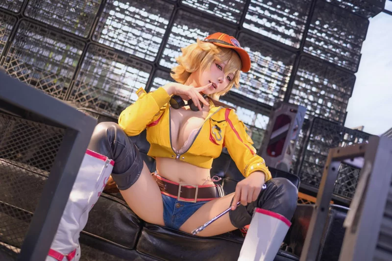 咬一口兔娘 Vol.044 FF15-希德妮奥拉姆[95P1V-1.61GB][百度网盘]【95P1V+1.61G】