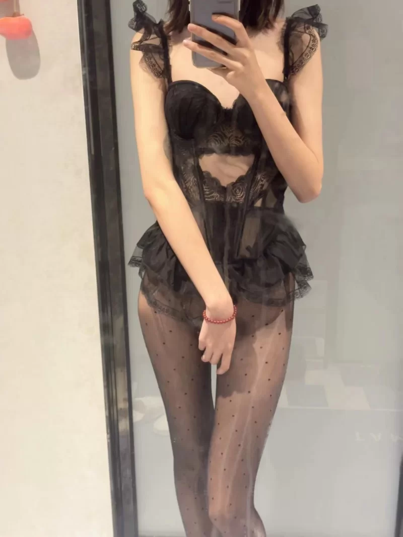 美女御姐 [B级别泄密]分手后被渣男流出的性爱视频20岁河南大二女生【1V+381M】