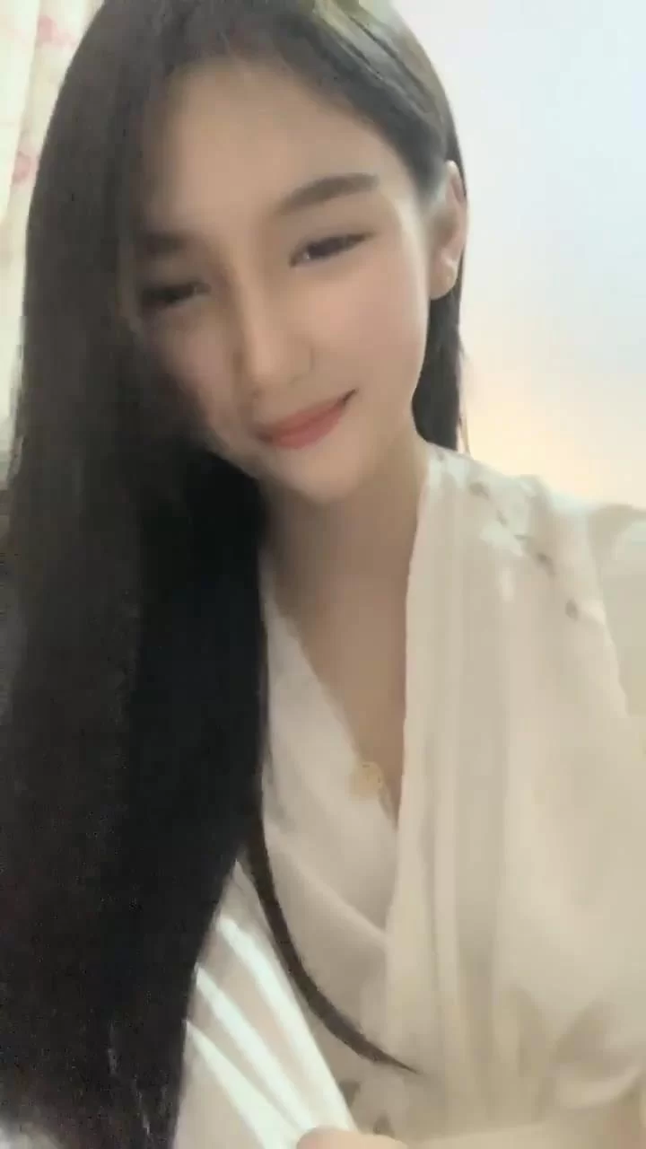 美女御姐 颜值爆表~[偷走一头猪]这么美也下海了 可惜了，从头到【2v+488m】
