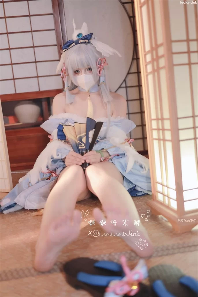 福利姬 懒懒睡不醒 – [门槛福利] 已复出 22分钟 3套 Cos[神里凌华+花火]【47P6V+2.11G】