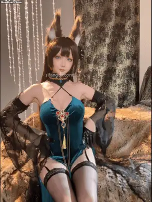 国产coser [抖音/微博 星之迟迟]超美巨乳长腿女神尺度写真极限诱惑【4v+366p+3.14g】