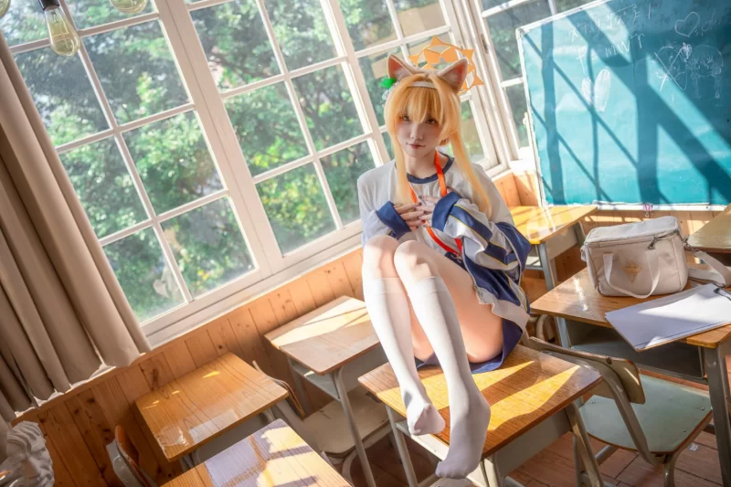 国产coser 纸悦Etsu_ko 玛丽体操服 [64P-728MB]【64P+728M】