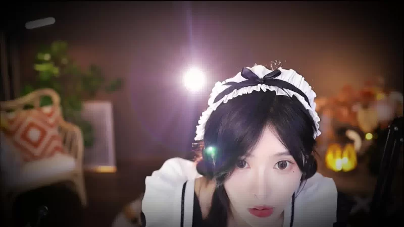 ASMR 恩七-女友小剧场Kiss【1+777.46MB】
