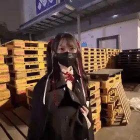 高颜值 婴儿肥的可爱萝莉，天然白虎嫩逼，饱满大胸脯！[大叔【2+1625MB】