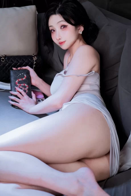 福利姬 ❣️推荐❣️颜值福利姬嫩妹[rioko凉凉子]系列合集144套【5157P486V+80g】