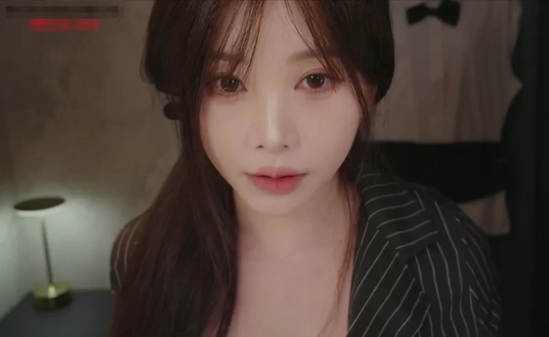 ASMR 超高颜值ASMR博主[Yoonying]5月底最新-前男友试衣间情景剧【1V+232M】