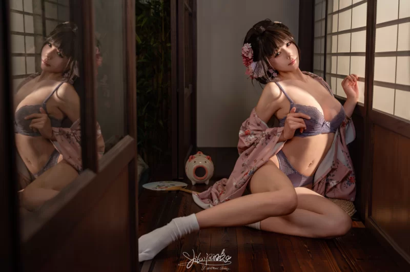 福利姬 咬一口兔娘 NO.172 8月作品『温泉の女将』燕无歇【78P1V+1.52GB】