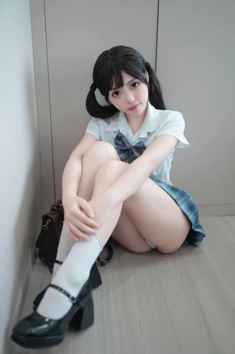 超大合集 自己收集各种[白虎/嫩穴/反差婊/jk/美足/极品身材]合集【11v349p+800M】