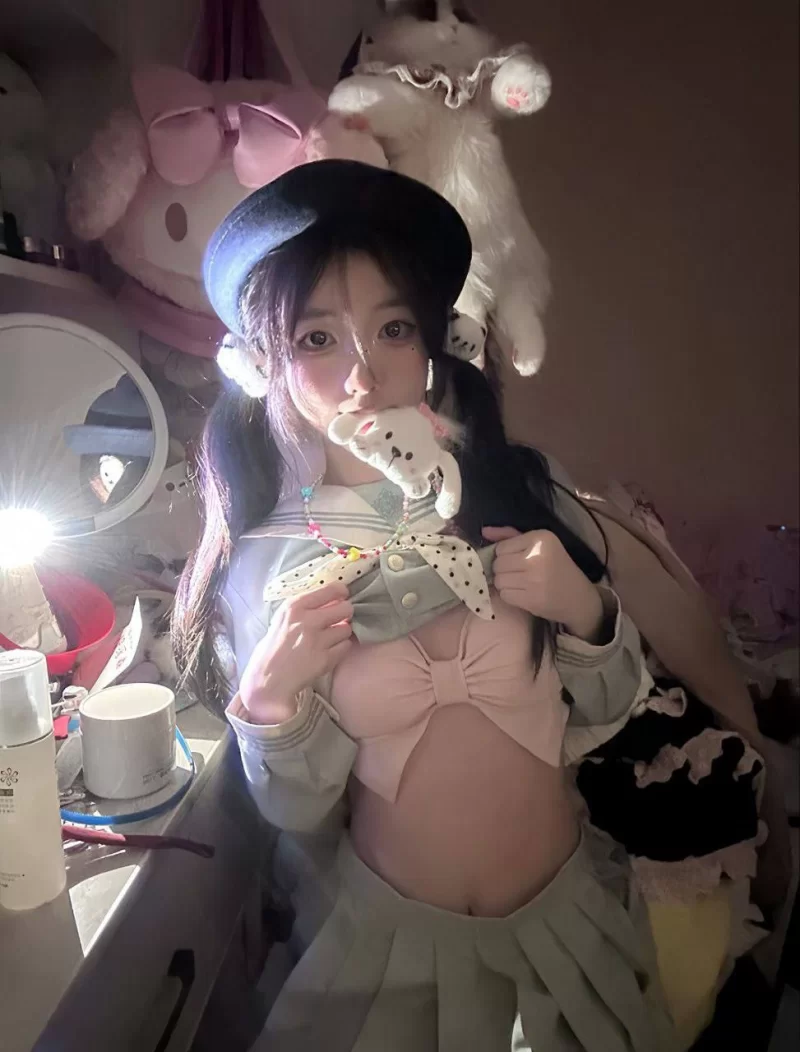 超大合集 自己收集各种[白虎/嫩穴/反差婊/jk/美足/极品身材]合集【11v349p+800M】