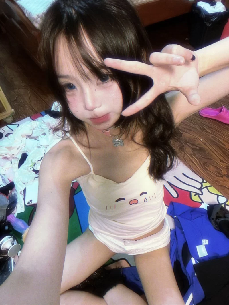 超大合集 自己收集各种[白虎/嫩穴/反差婊/jk/美足/极品身材]合集【11v349p+800M】