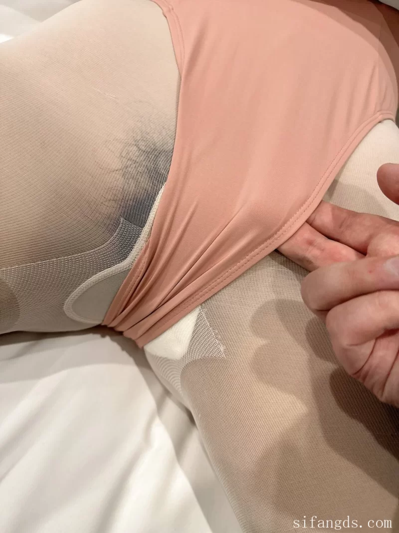 女大学生 轻语舞蹈生极品约拍艺校舞蹈学生妹视频照片【1+8.02g】