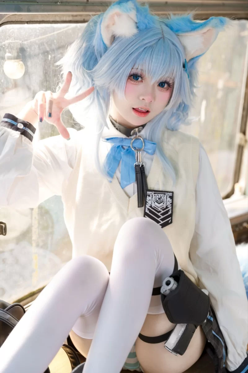国产coser 九柒喵 －pa15超高校级心跳物语 [44P 348.73 MB]【44P+348M】