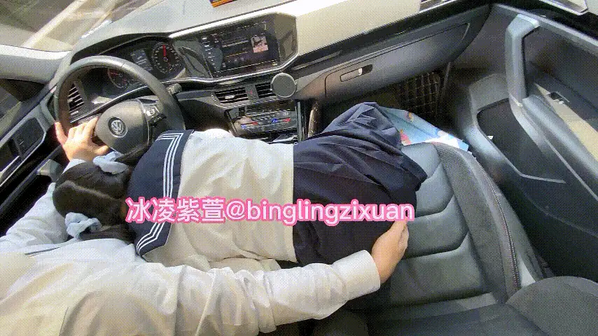 自拍 JK小萝莉竟被黑鬼爆操？极品媚黑萝莉人妻 冰凌紫萱【254V+125G】