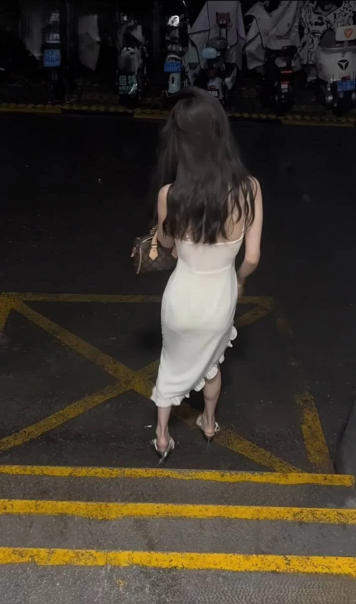 美女御姐 [元歌的恋爱日记]江南第一深情1-10季合集【10v+12.8g】