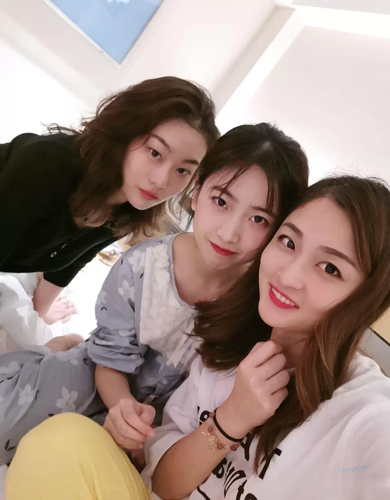 熟女少妇 约炮大神胡子哥大战高颜值清纯大学生沈佳慧全集【35V+11.3GB】