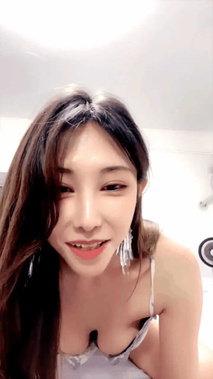 国产主播 [初代御]骚话连篇 长腿御姐美女 粉嫩小穴6月4号直播【2v+3.56g】