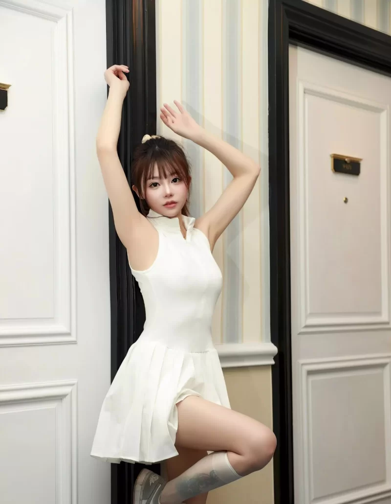 国产模特 佘贝拉Bella写真合集【npv+25g+】