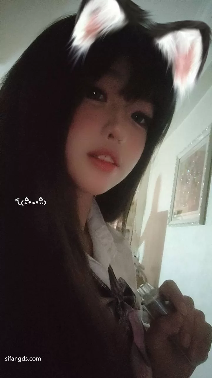 自拍 2025年6月最新[原档泄密]和富二代男友的性爱，车震开房【3v5p+772M】
