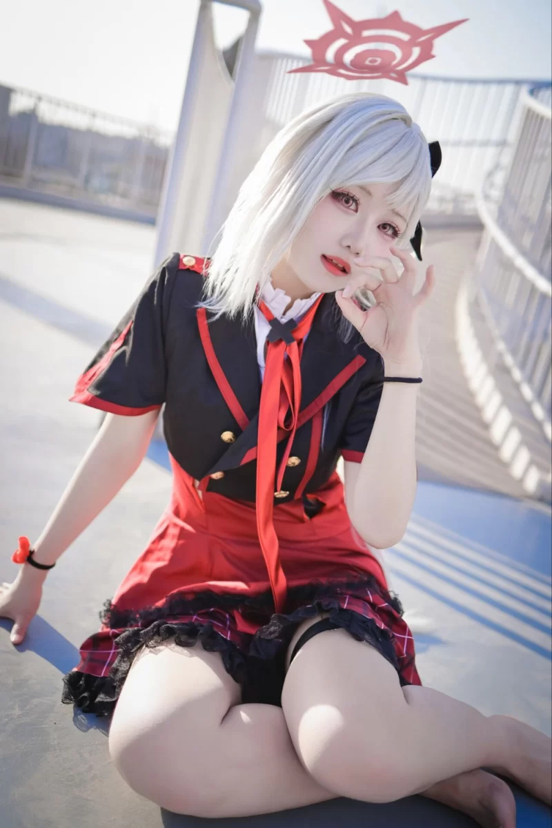 国产coser lunananya 浅黄睦月 [25P 145.81 MB]【25P+145M】