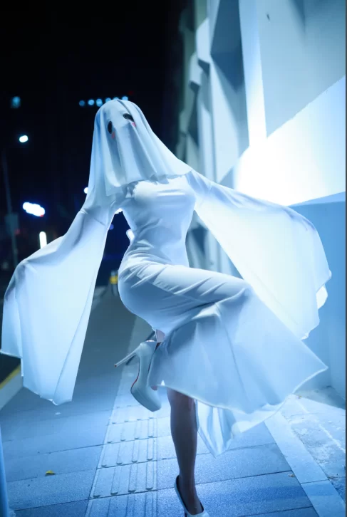 国产coser [上杉绘梨落] - 幽灵娘【37P+635MB】