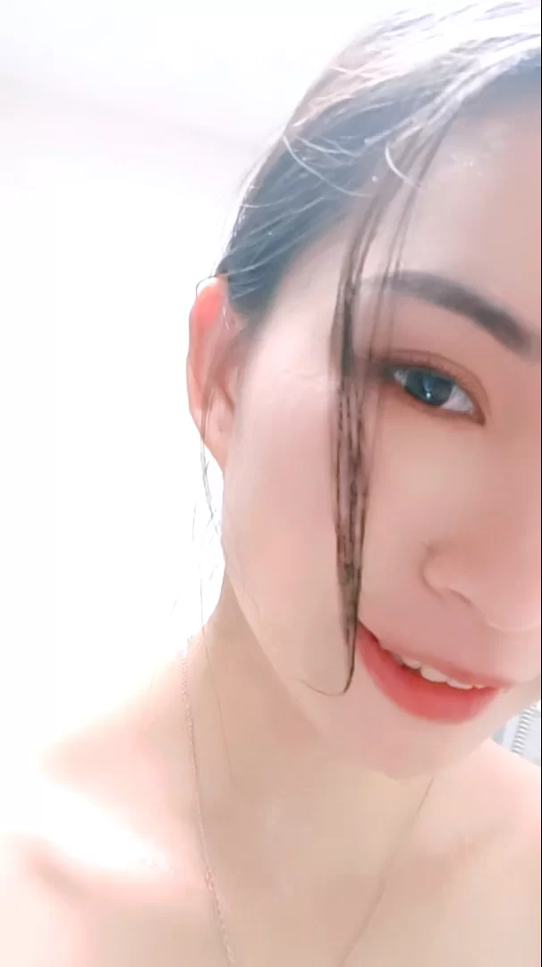 美女御姐 #直播 极品健身美女 洗澡假鸡巴自慰【2V+420M】