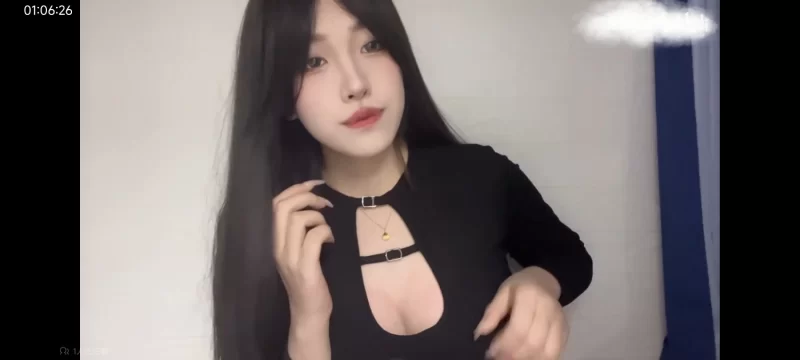 ASMR 璐璐哄睡屋 湿润舔耳【1v+231m】