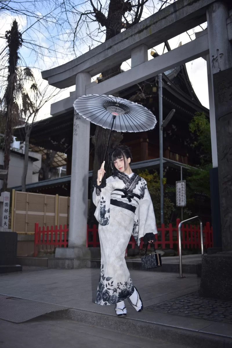 Cosplay 水淼aqua Vol.227 Black Lace Kimono[70P-99M][百度网盘]【70P+99M】