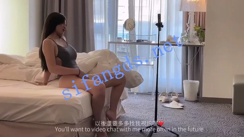 福利姬 ⭐FansOne[艾希]背着男友视迅自慰赚钱 反被男友用钱羞辱【1v+820m】