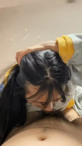 自拍 富二代约炮[fKabuto]完美露脸，学生妹们被干得嗷嗷叫，【5v40p+738M】