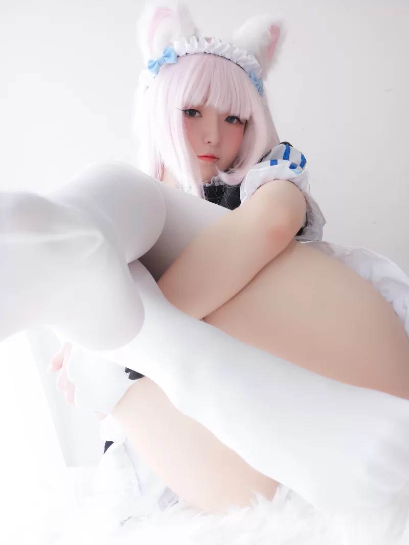 国产coser 小央泽58套【npnv+18G】