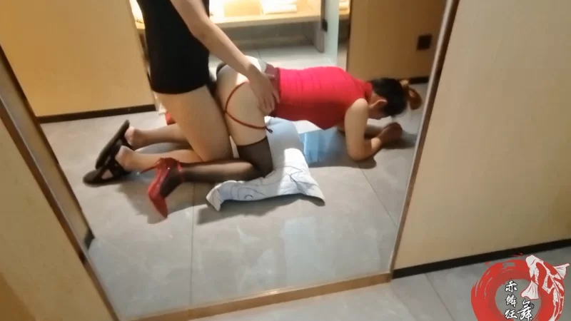 自拍 [无水印原版68G全集]，推特网黄，巨乳人妻露脸熟女[赤鳞狂舞]系列22，镜子前使劲?【多p+v+1.35G】