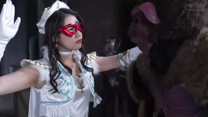 高颜值 SPSD-21 美魔女仮面シロガネーゼ 美しき聖女へ裏切りの罠. 【1V+1.3G】