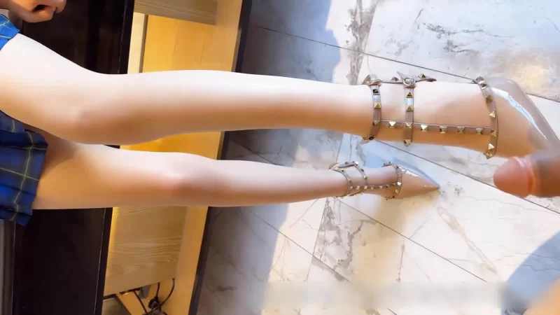 美女御姐 优雅气质尤物御姐女神 端庄人妻穿上JK短裙酒店偷情啪啪【1v+1.56g】