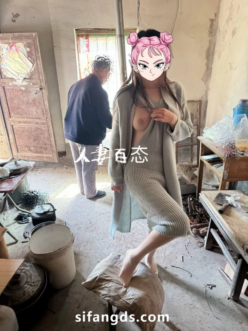熟女少妇 推特人妻百态 变态绿帽在一旁欣赏单男操她【1+9.3g】