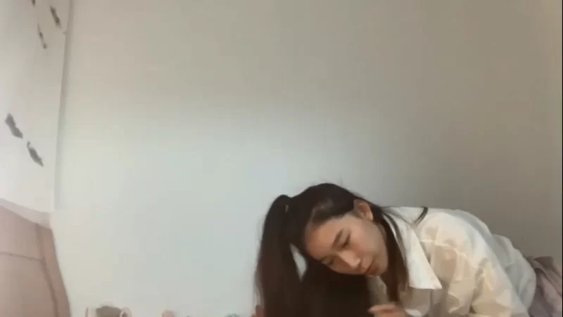 自拍 舞蹈生小微与肥猪男多部超长性爱合集喜猪女真下的去嘴【24v+3.9G】
