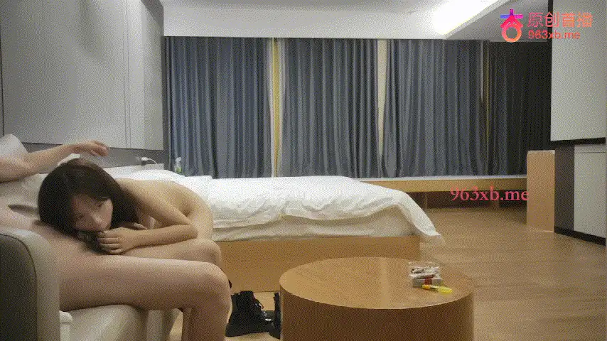 自拍 约了一个娇小可爱的小萝莉，刚下海什么都不会重在听话【1v+777M】