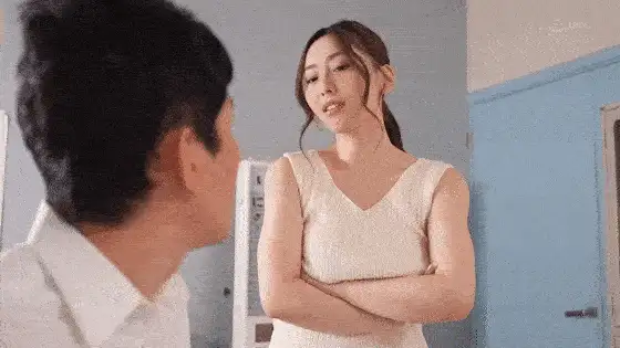 美女御姐 打着舌钉的风骚小妹，颜值很高跟狼友撩骚互动听指挥，【2+3523MB】